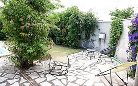 Petit Paradis .